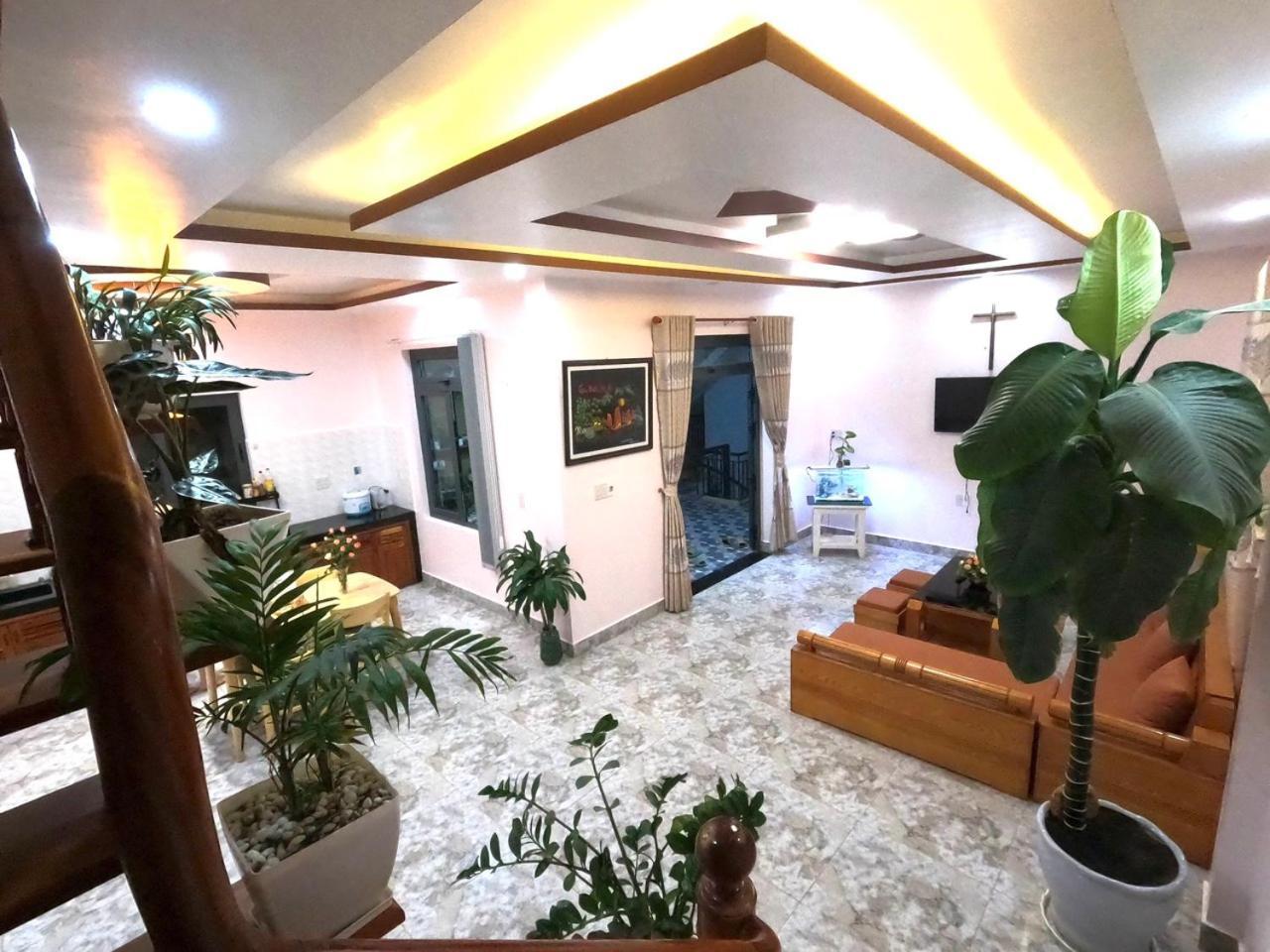 Nha Rum Ron 大叻 外观 照片